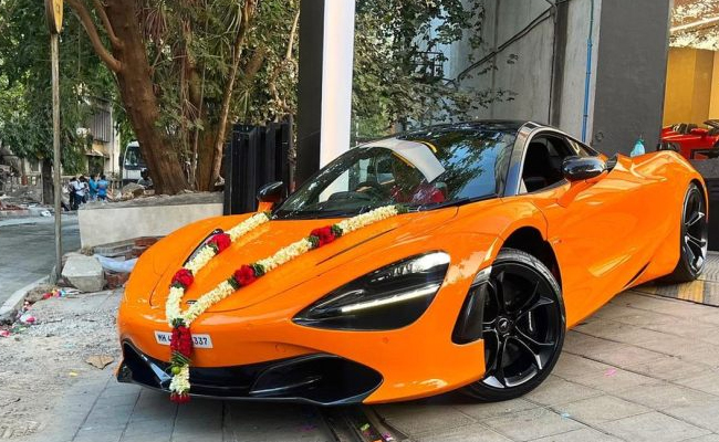expensive-mcLaren-720s-car-received-mumbai.jpg