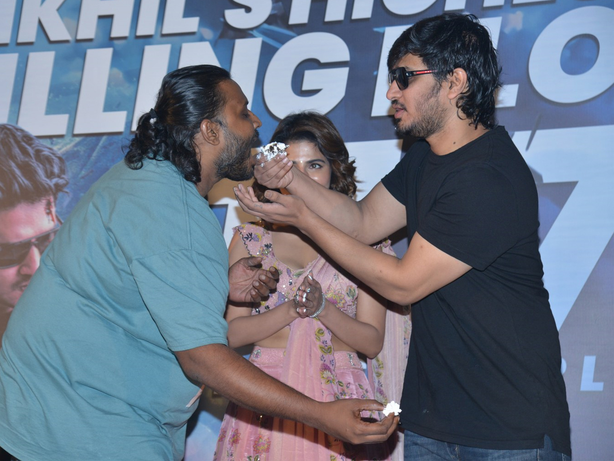 nikhil-spy-movie-success-meet-14.jpg 14