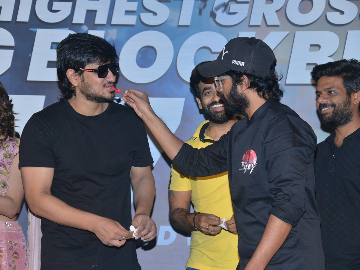nikhil-spy-movie-success-meet-17.jpg 17