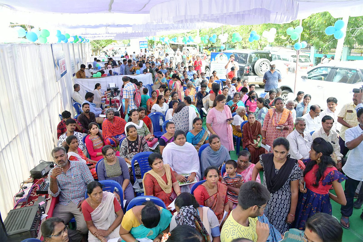 AP_20CM_20YS_20Jagan_20Launches_20Jagananna_20Suraksha_20Pics-21.jpg 21