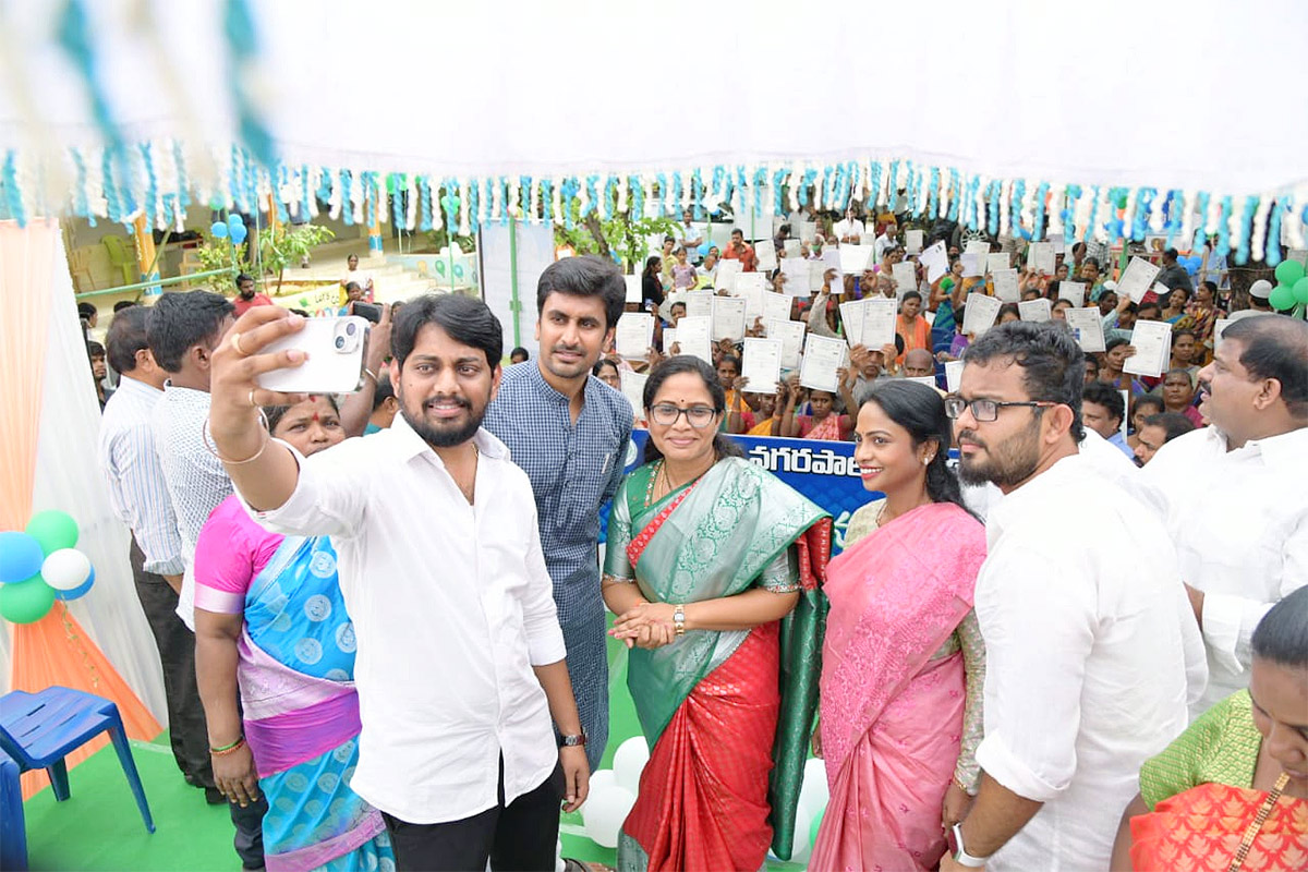AP_20CM_20YS_20Jagan_20Launches_20Jagananna_20Suraksha_20Pics-23.jpg 23
