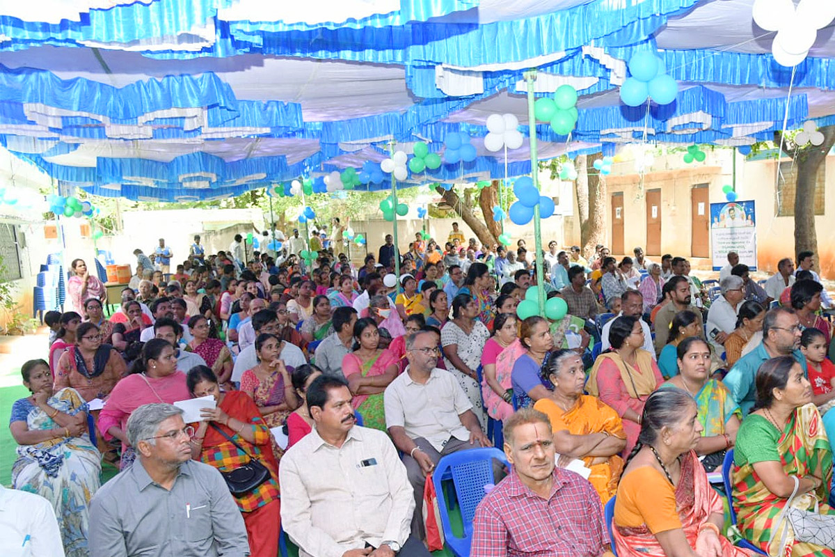 AP_20CM_20YS_20Jagan_20Launches_20Jagananna_20Suraksha_20Pics-27.jpg 26