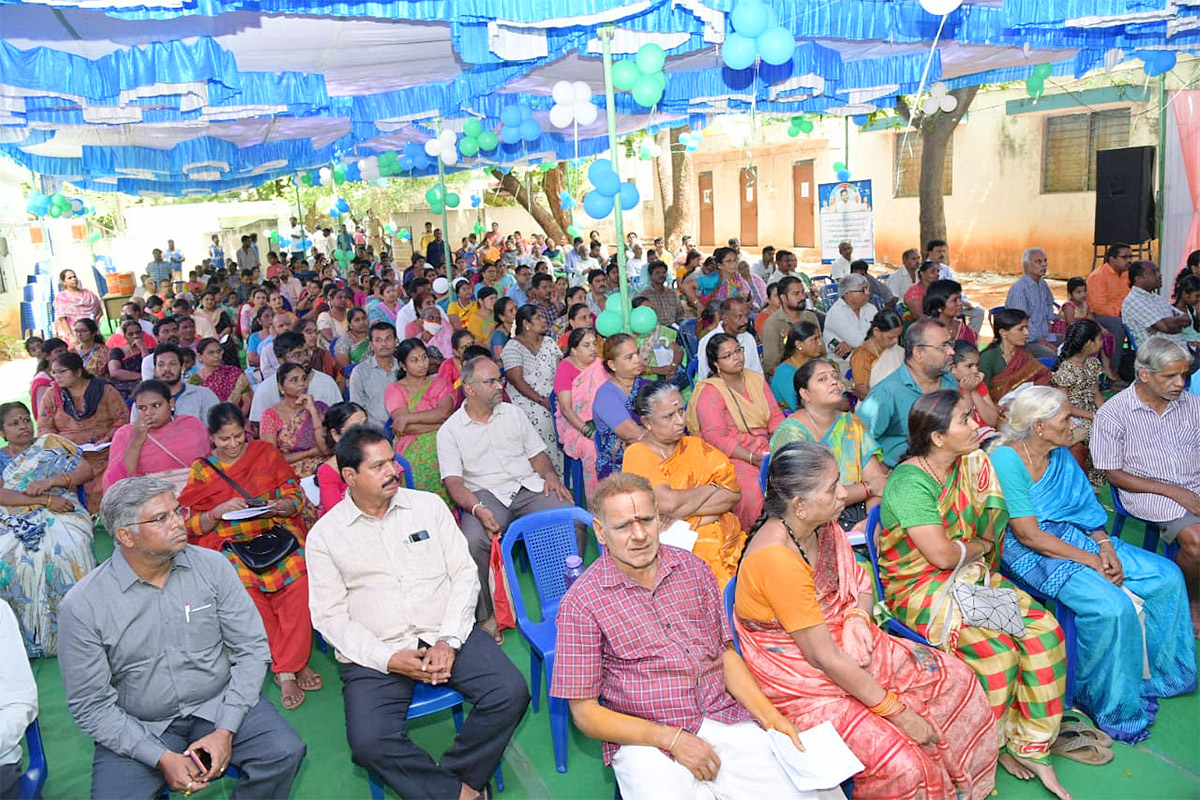 AP_20CM_20YS_20Jagan_20Launches_20Jagananna_20Suraksha_20Pics-35.jpg 30
