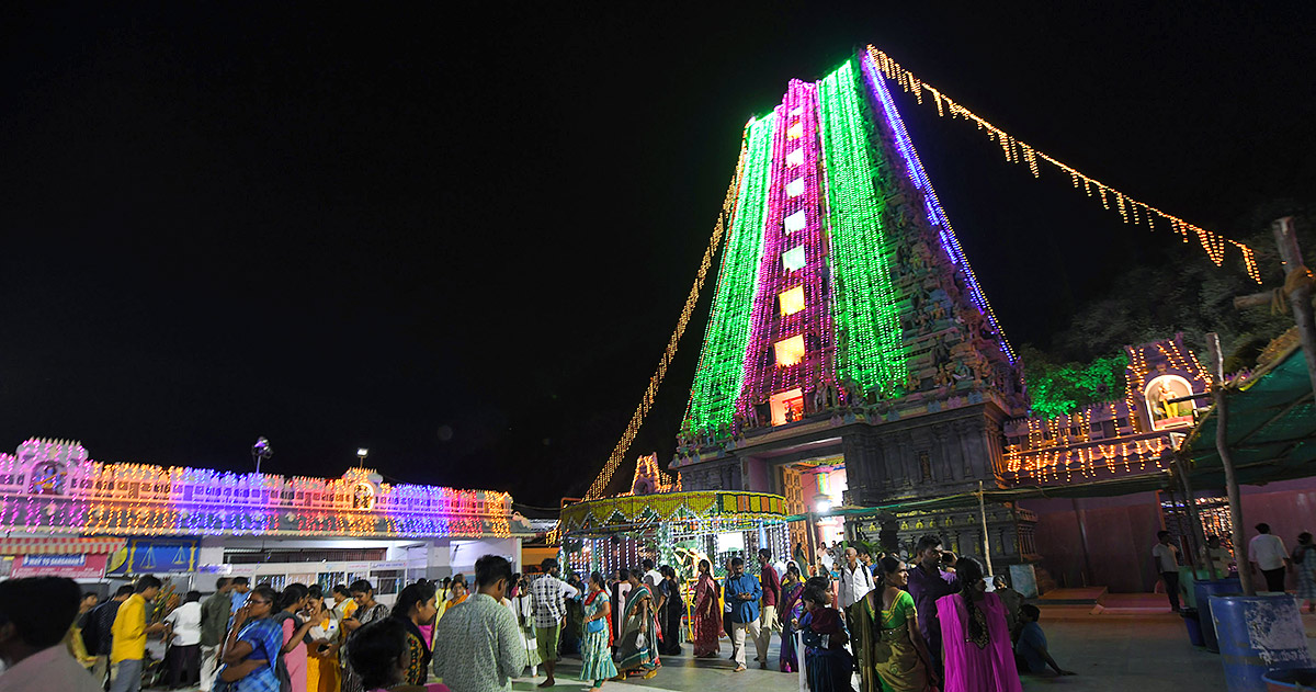 Shakambari_20Utsavalu_20Started_20in_20Vijayawada-20.jpg 20