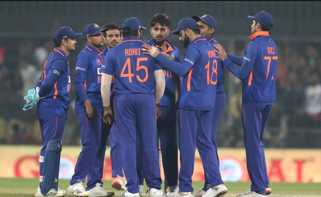 indian-team.jpg
