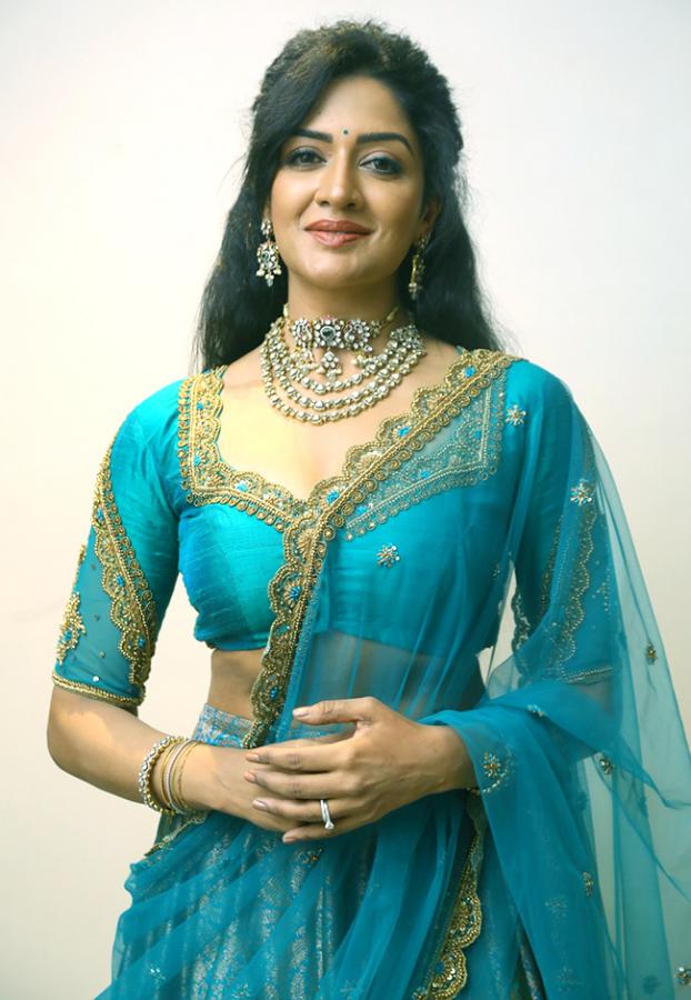 Actress_20Vimala_20Raman_20New_20Pics_20at_20Rudrangi_20Movie-25.jpg 25