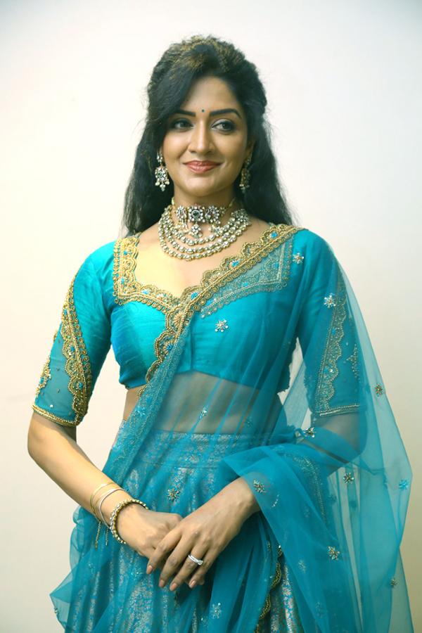 Actress_20Vimala_20Raman_20New_20Pics_20at_20Rudrangi_20Movie-7.jpg 7
