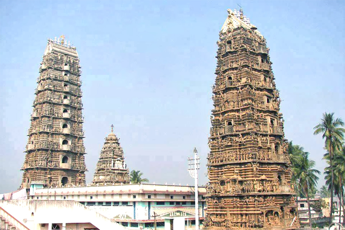 Gollala-mamidada-temple.jpg 3