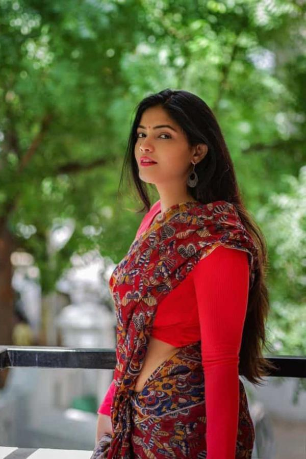 actress-kalpika-ganesh-05.jpg 5