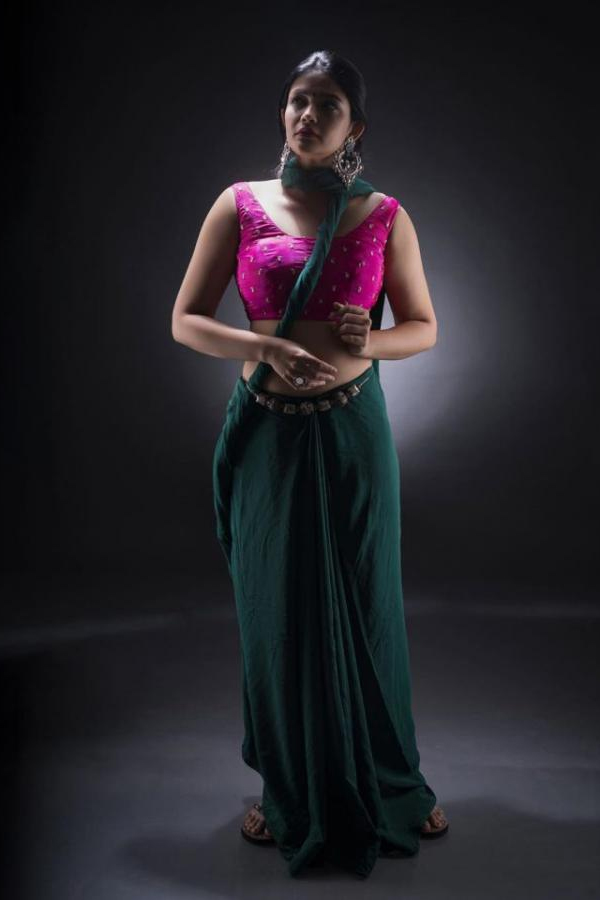 actress-kalpika-ganesh-08.jpg 8