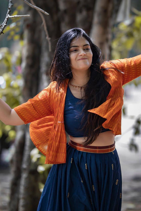 actress-kalpika-ganesh-34.jpg 34