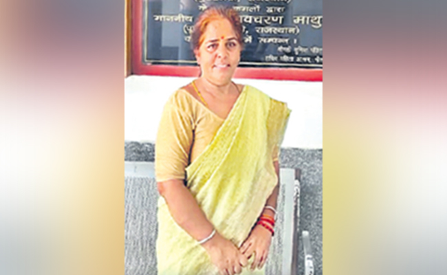 Lecturer_20Madhu_20Inspiring_20Story_20From_20Being_20House_20Maid_20To_20Now_20Lecturer.jpg