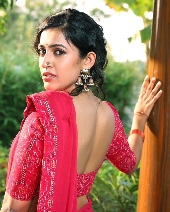 Niharika-Konidela_20Chaitanya-Divorce-News-11.jpg 11