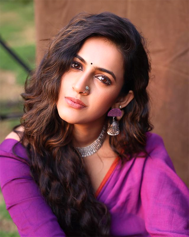 Niharika-Konidela_20Chaitanya-Divorce-News-18.jpg 18