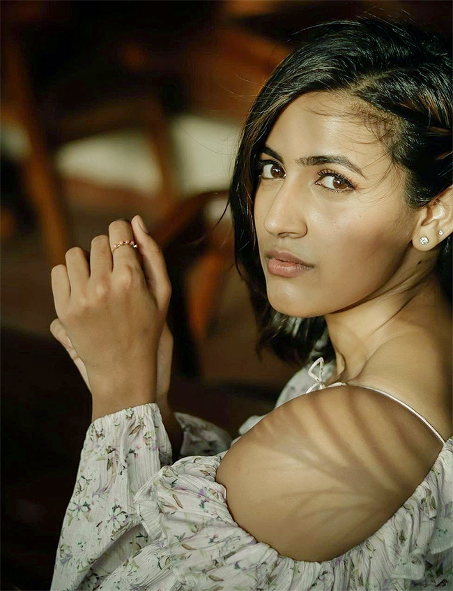 Niharika-Konidela_20Chaitanya-Divorce-News-3.jpg 3