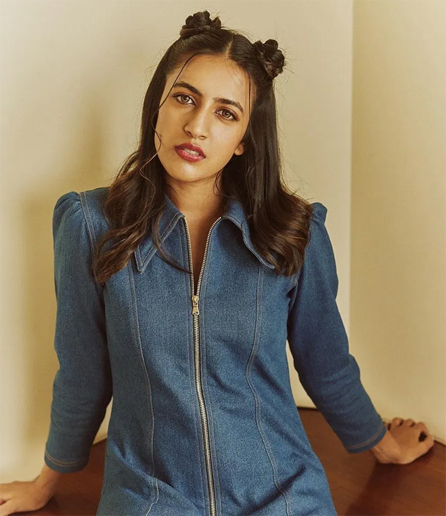 Niharika-Konidela_20Chaitanya-Divorce-News-35.jpg 31