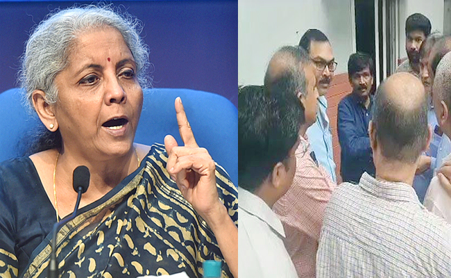 Nirmala-gst-officials.jpg