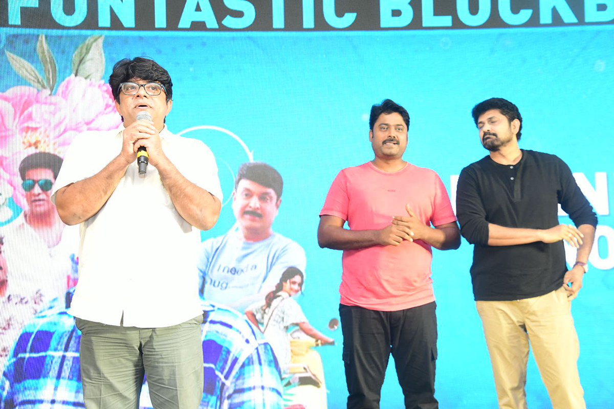 Samajavaragamana-Movie-Success-_20Meet-Pics-16.jpg 16