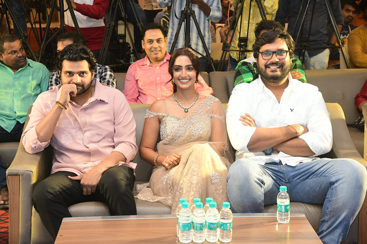 Samajavaragamana-Movie-Success-_20Meet-Pics-26.jpg 25