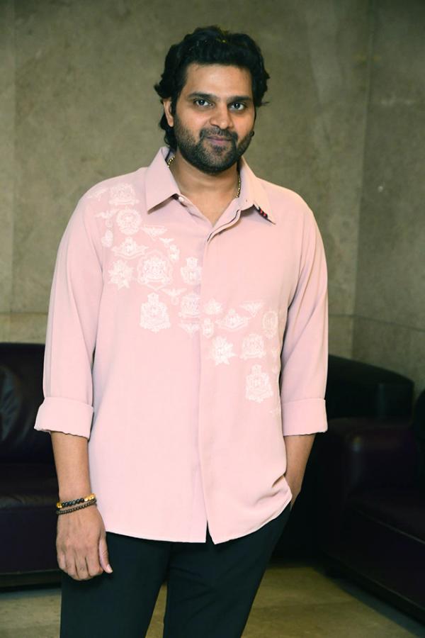 Samajavaragamana-Movie-Success-_20Meet-Pics-30.jpg 28