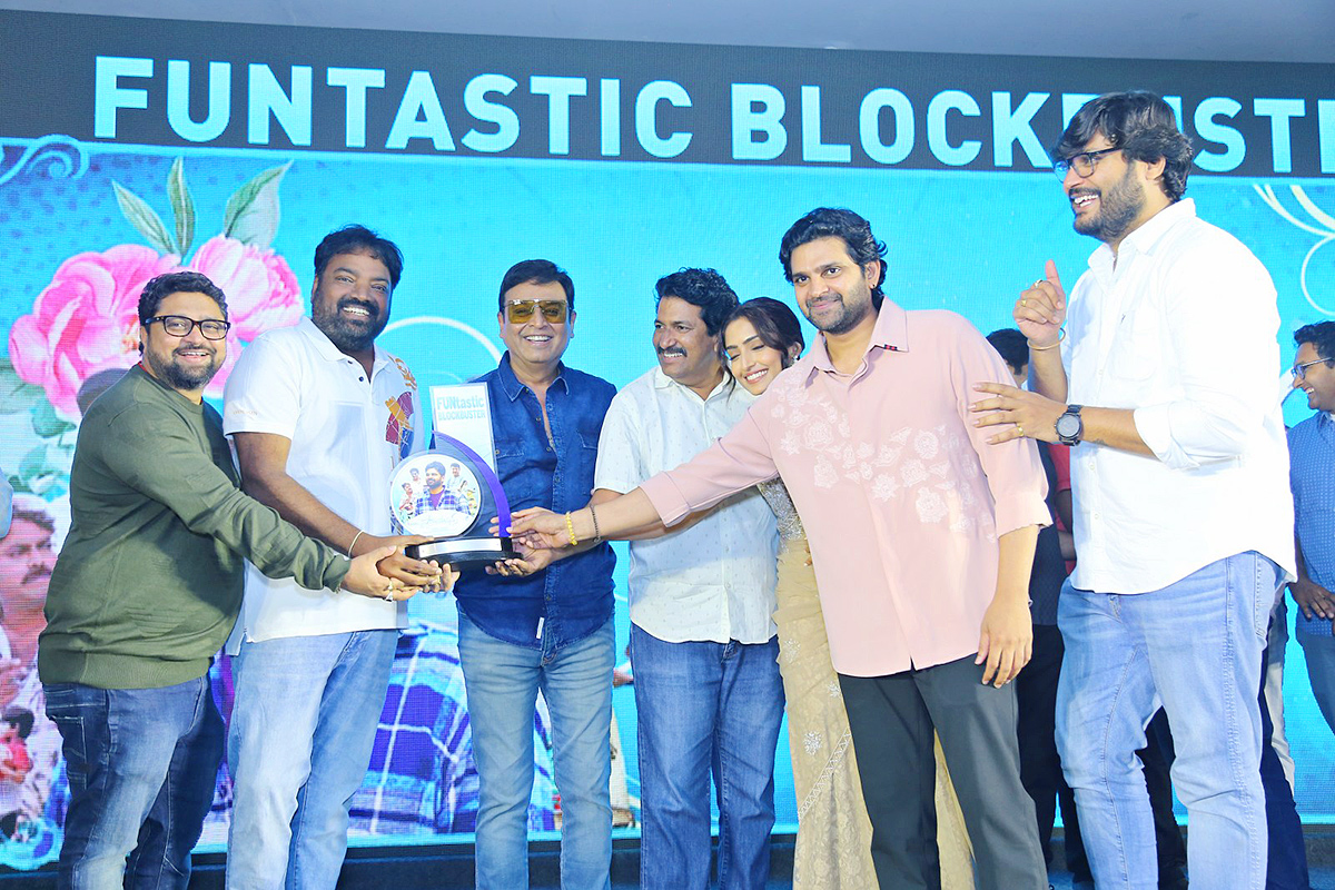Samajavaragamana-Movie-Success-_20Meet-Pics-33.jpg 30
