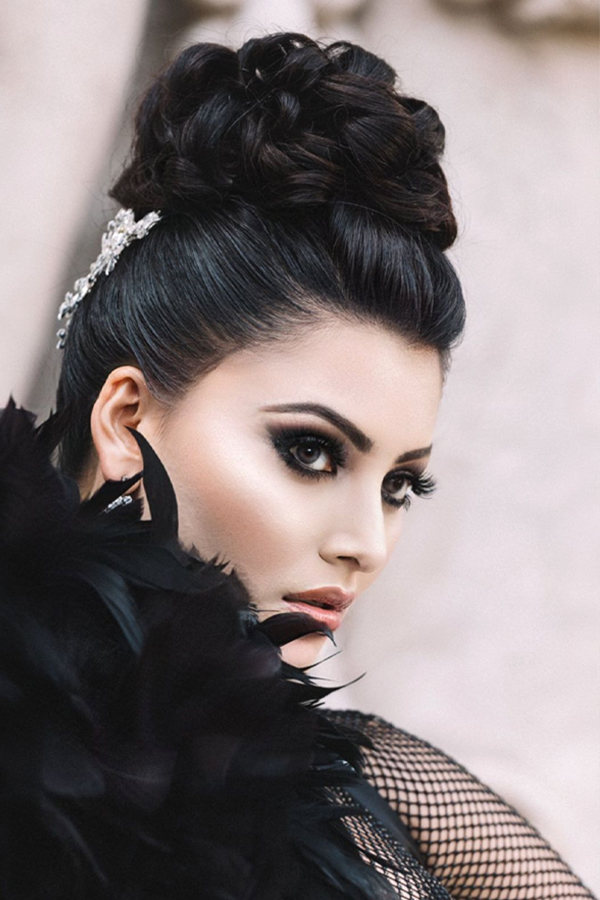 Urvashi-Rautela-03.jpg 3