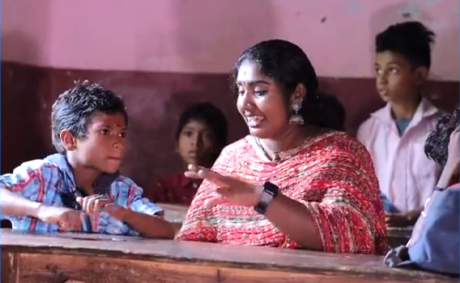 Wayanad-Folk-Song-Drumming-Talent-Student-02_0.jpg
