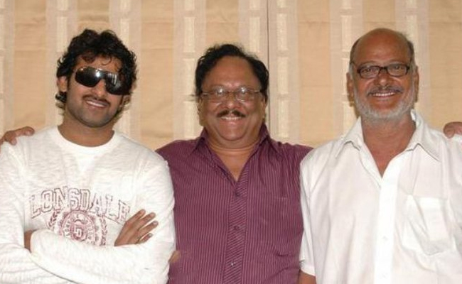 Prabhas_20And_20Krishnam_20Raju_20Photos_16.jpg 17