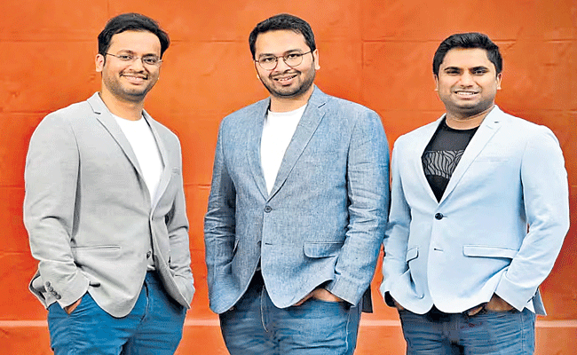 Prateek-Dixit---Rohan-Naik-.gif
