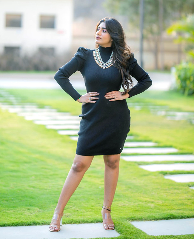 actress_20surekha_20vani_20daughter_20supritha_20exclusive_20photo_20gallery-26.jpg 24