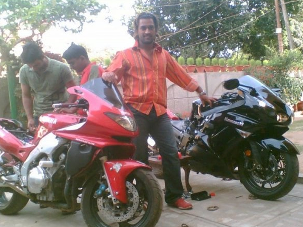 yamaha-thundercat-ms-dhoni-13.jpg 13