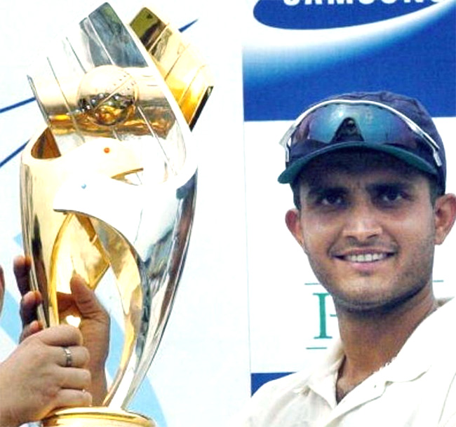 Rare_20Photos_20of_20Sourav_20Ganguly-2.jpg 2