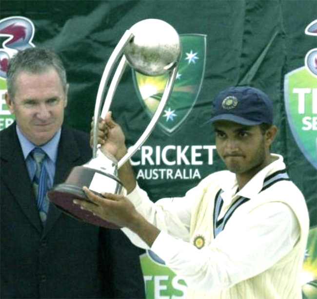 Rare_20Photos_20of_20Sourav_20Ganguly-24.jpg 24
