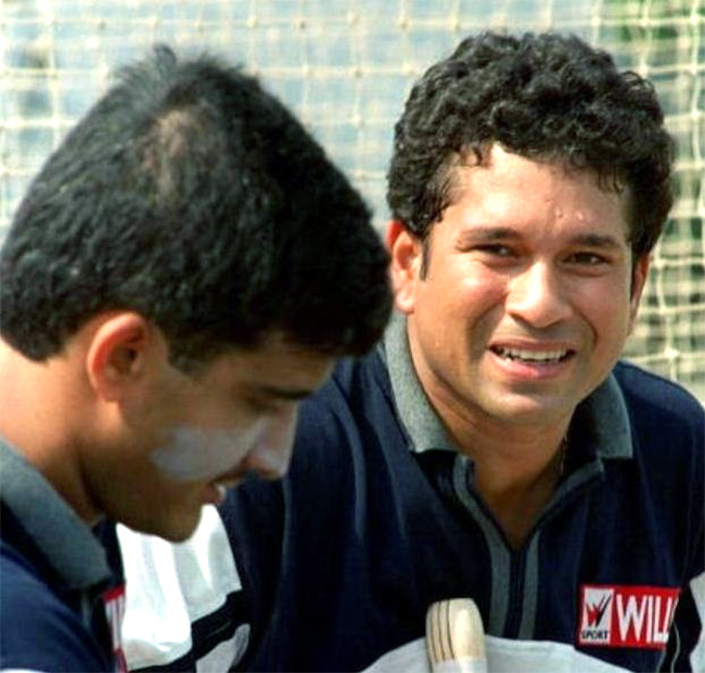 Rare_20Photos_20of_20Sourav_20Ganguly-3.jpg 3
