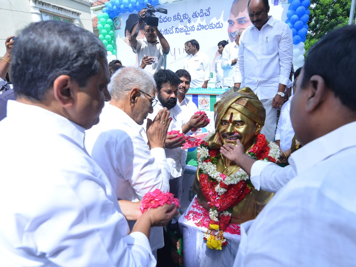 YSR_20Birth_20Anniversary_20Grand_20Celebrations_20in_20Andhra_20pradesh_36.jpg 7