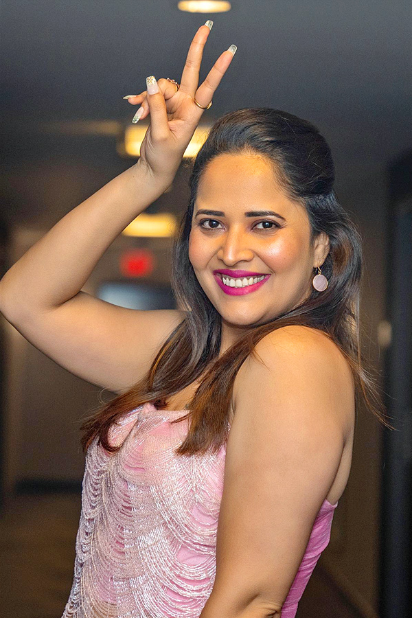 Anchor_20Anasuya_20Enjoying_20Weekend_20Photos_3.jpg 4
