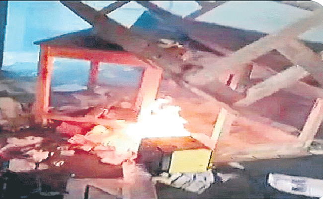 CLASH-4.gif
