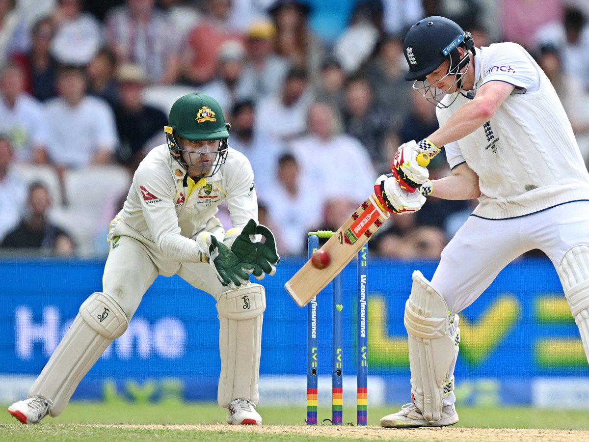 England_20Beat_20Australia_20by_203_20Wickets_20in_20Ashes_203rd_20Test_20PHotos_12.jpg 12