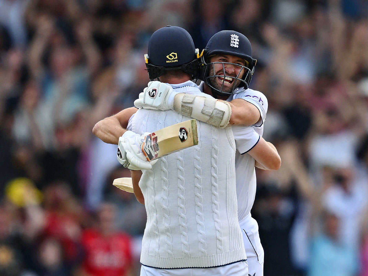 England_20Beat_20Australia_20by_203_20Wickets_20in_20Ashes_203rd_20Test_20PHotos_5.jpg 5