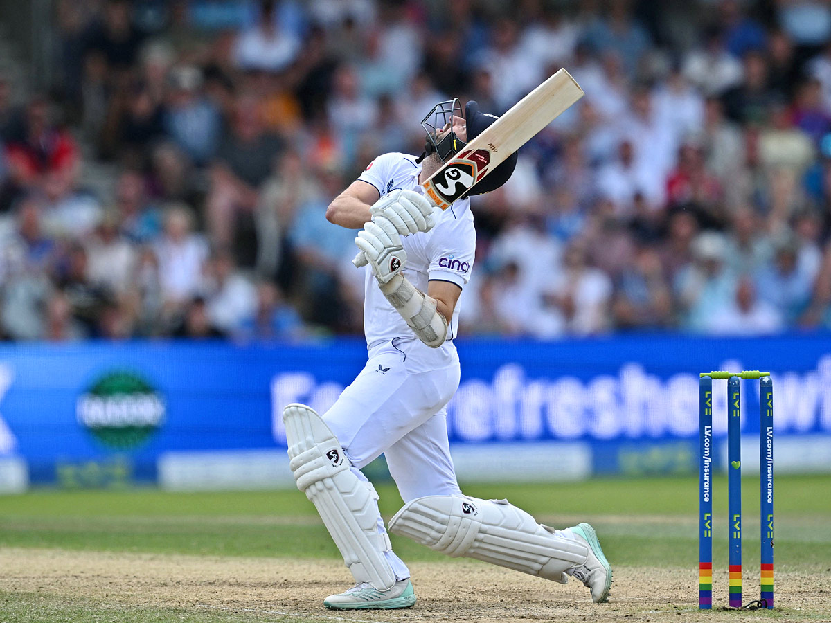 England_20Beat_20Australia_20by_203_20Wickets_20in_20Ashes_203rd_20Test_20PHotos_6.jpg 6