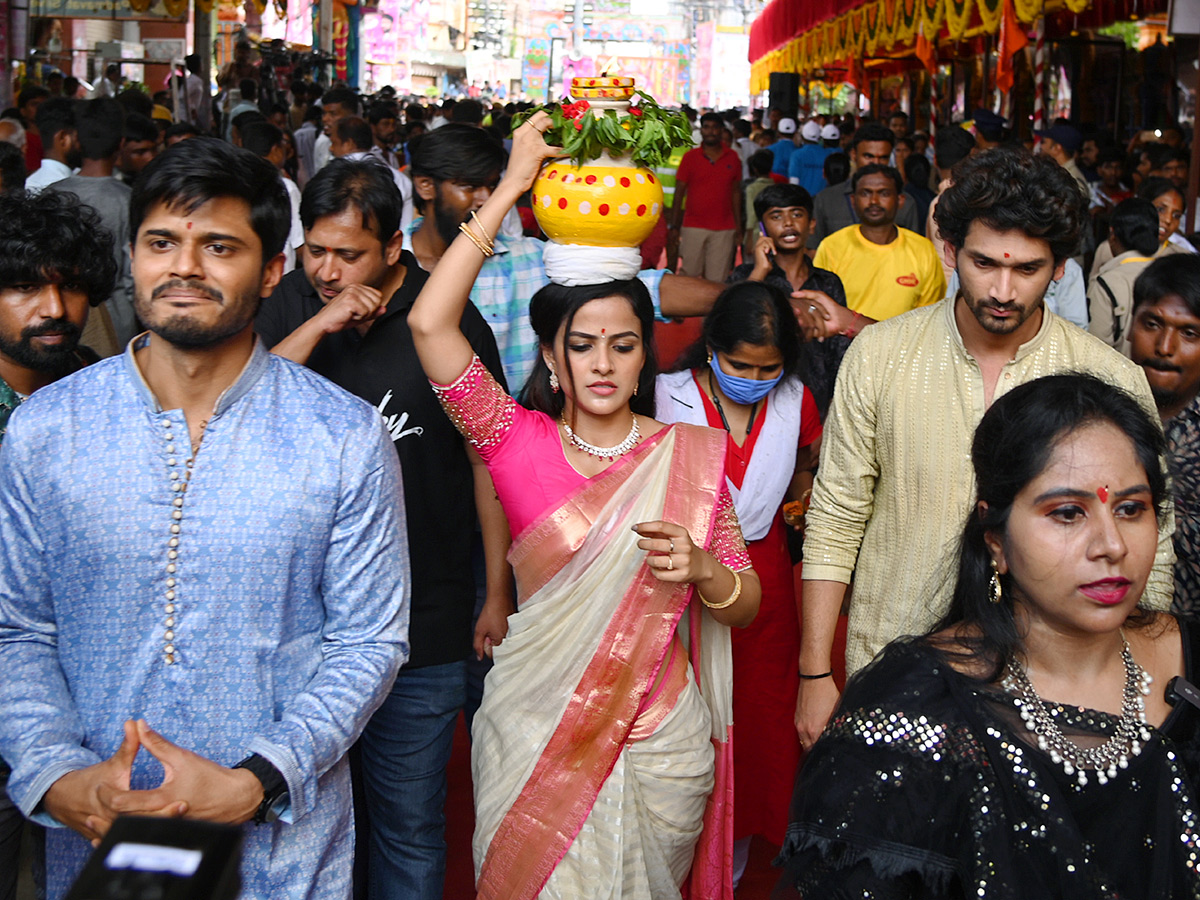 Secunderabad_20Ujjaini_20Mahankali_20Bonalu_202023_20Photos_15.jpg 16