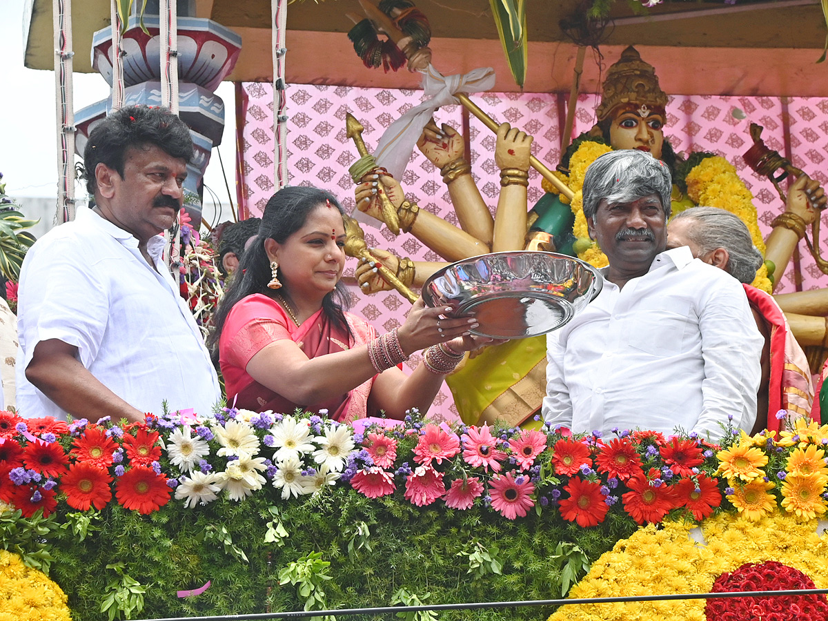 Secunderabad_20Ujjaini_20Mahankali_20Bonalu_202023_20Photos_21.jpg 22