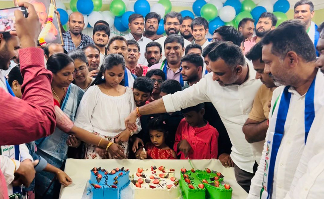 YSR_20Jayanti_20Celebrations_20in_20London-01.jpg