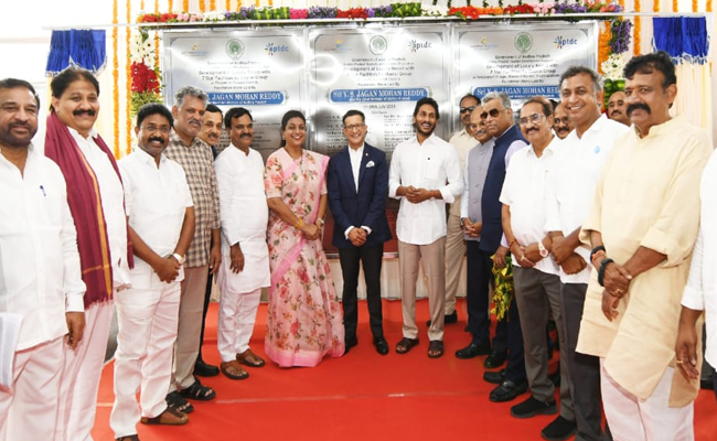 cm-ys-jagan-to-lay-foundation-stone-for-the-oberoi-hotel-at-gandikota-in-kadapa-10.jpg 10