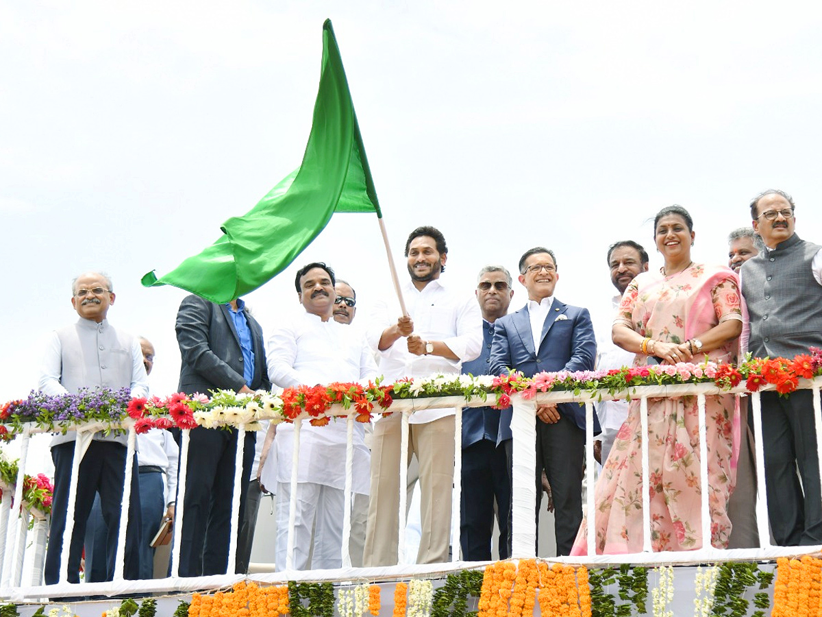 cm-ys-jagan-to-lay-foundation-stone-for-the-oberoi-hotel-at-gandikota-in-kadapa-17.jpg 12