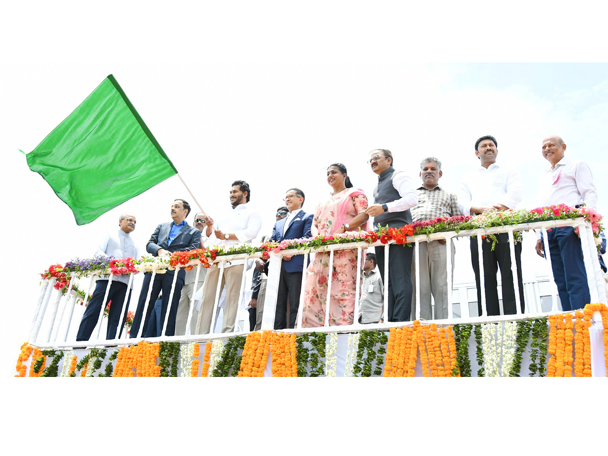 cm-ys-jagan-to-lay-foundation-stone-for-the-oberoi-hotel-at-gandikota-in-kadapa-20.jpg 15