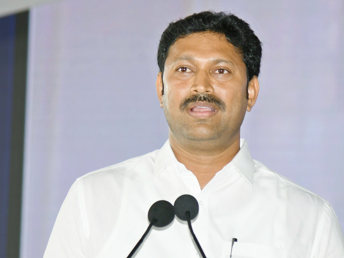 cm-ys-jagan-to-lay-foundation-stone-for-the-oberoi-hotel-at-gandikota-in-kadapa-30.jpg 25