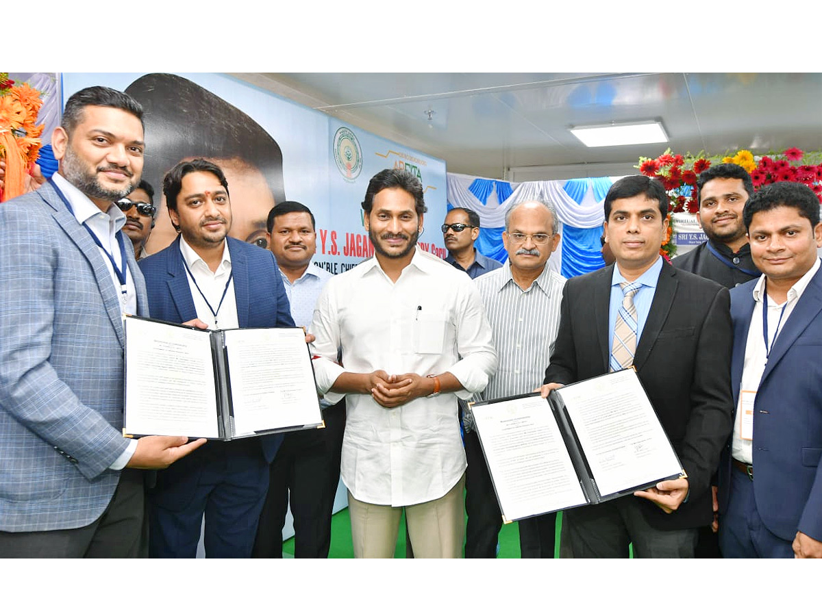 CM_20YS_20Jagan_20Inaugurates_20Al_20Dixon_20Unit_20At_20Kopparthi_20Photos_43.jpg 42