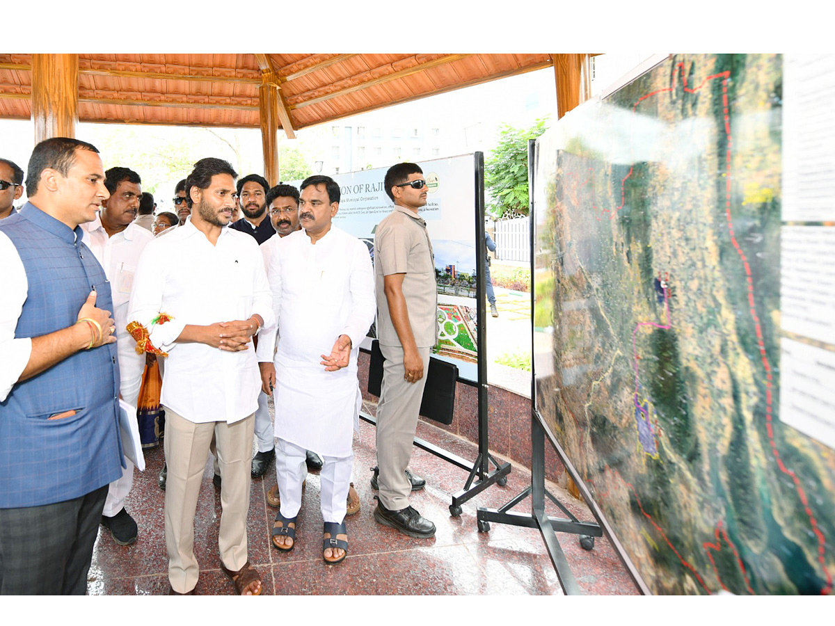 CM_20YS_20Jagan_20Inaugurates_20Al_20Dixon_20Unit_20At_20Kopparthi_20Photos_8.jpg 8
