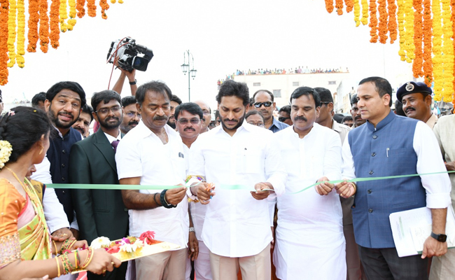 park-cm-ys-jagan.jpg
